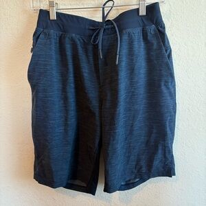 Lululemon T.H.E. Short 9" *Liner
Heather Allover Iron Blue True Navy Size Small